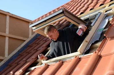 Pose de fenêtres de toit Velux à Richarville